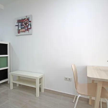 Esparteros 6, Estudios * Málaga